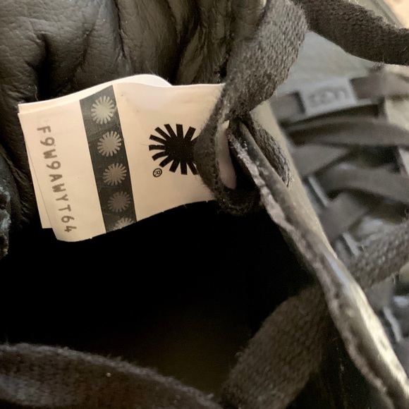 UGG Zilo Black Leather Sneakers - Picture 7 of 7